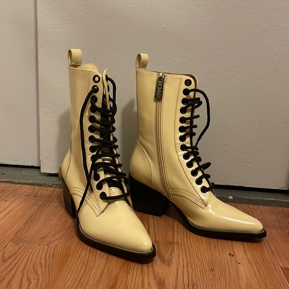 CHLOE RYLEE MEDIUM LEATHER ANKLE BOOTS - Picture 2 of 8